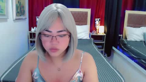 Trina online show from February 25, 3:31 am