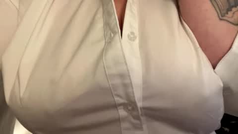 lustytits85 online show from March 20, 1:05 pm