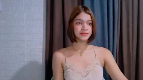 queen lux online show from April 14, 3:23 pm