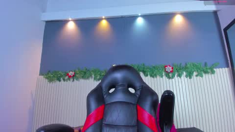 Luxe3 online show from December 17, 11:25 am