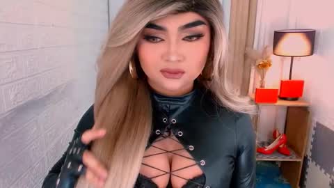 Sasha Blaire online show from November 7, 4:07 am