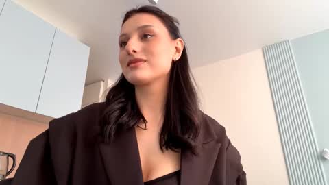 Aria online show from March 15, 10:17 am