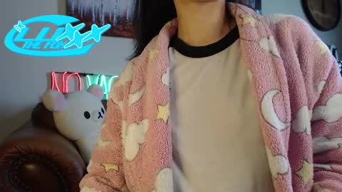 LuxxxTheFox online show from September 9, 9:03 pm