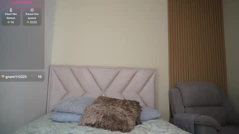 lya_aron_couple online show from February 16, 4:07 pm