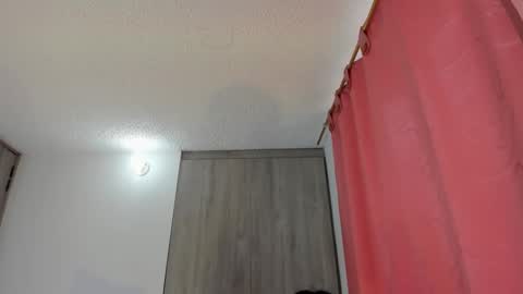 Lyanna online show from December 5, 12:39 pm