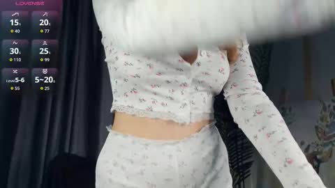 simply Eliza  online show from October 29, 7:23 am