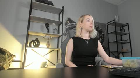 Lylith Skye NO NUDE model online show from October 16, 10:51 am