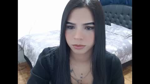 lyna online show from March 16, 6:06 am