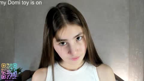 Ellie online show from October 22, 3:28 pm