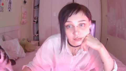Kira online show from October 22, 11:48 am