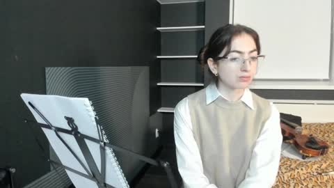 lynnfrere online show from January 8, 5:59 pm