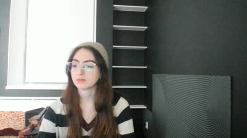 lynnfrere online show from January 12, 5:54 pm