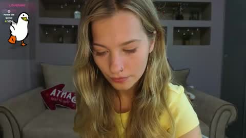 Lynn online show from November 30, 4:00 pm