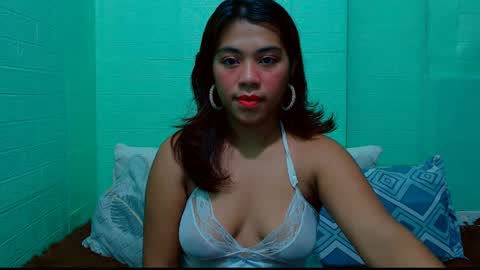 Lyn online show from July 21, 9:48 pm