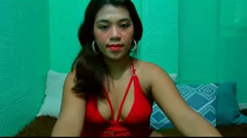 Lyn online show from July 25, 9:33 pm