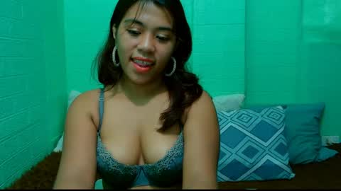 Lyn online show from July 28, 7:39 pm