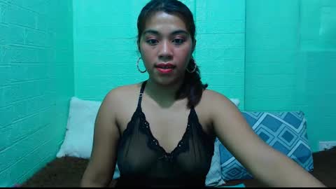 Lyn online show from July 16, 11:42 pm