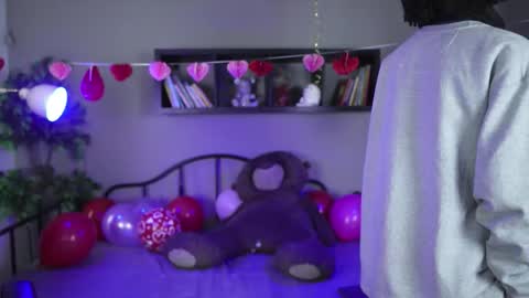 Lynx and Sun  online show from February 16, 7:14 pm