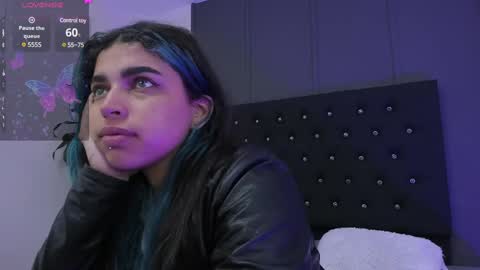 .. online show from February 12, 11:18 am