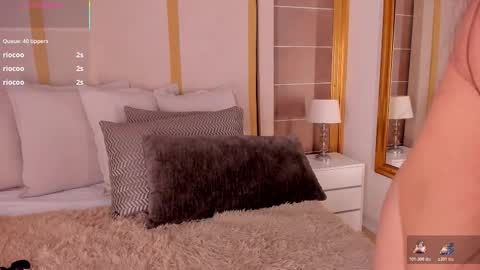    online show from November 24, 12:18 pm