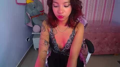 Lyn online show from October 8, 4:44 pm