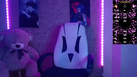 Melissa online show from December 2, 11:40 pm