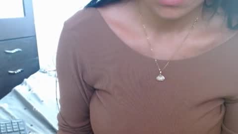 maaddy_thompson online show from March 10, 9:08 pm