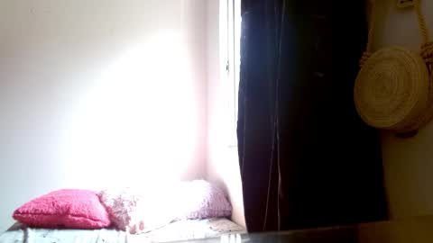 maaddy_thompson online show from March 19, 7:18 pm