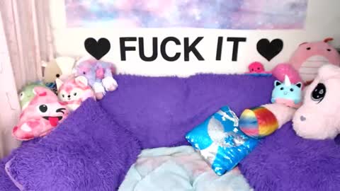 Mackenzie Wolfe online show from March 7, 6:20 am