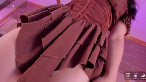    online show from April 18, 11:04 pm