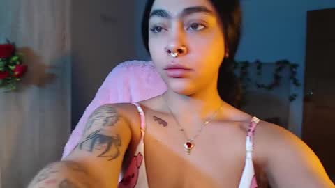 maddiie and clyde online show from November 5, 1:27 pm