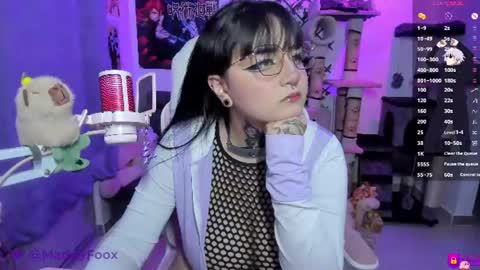 Maddy Foox online show from August 2, 11:41 pm