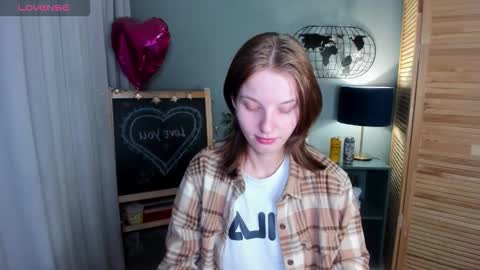 Snapshot of madelaines chatting on October 4, 2:43 pm madelaines online show from October 4, 2:43 pm