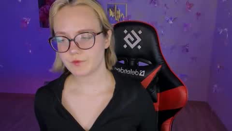 Madeline online show from February 2, 8:24 am