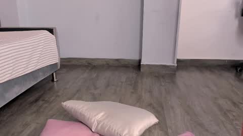 Madie  online show from September 14, 10:57 am