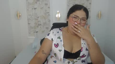 M A D I S O N  online show from April 18, 2:36 am