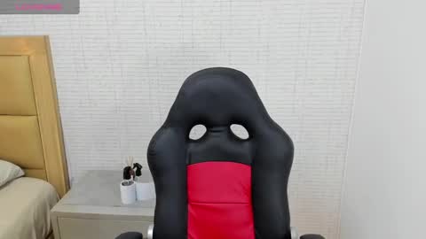 madisonclain online show from October 3, 2:38 am