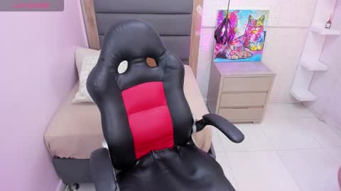 madisonclain online show from October 23, 3:01 am