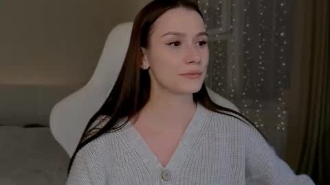 Snapshot of madissson chatting on October 28, 5:52 pm Madi Soon online show from October 28, 5:52 pm