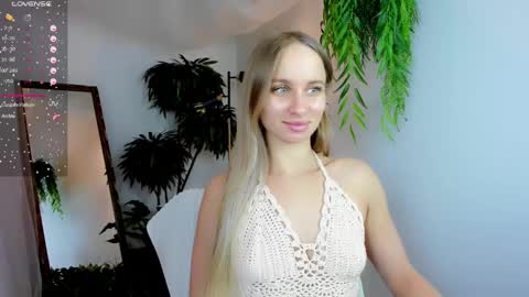 Snapshot of madlen_new chatting on December 5, 1:14 am Madlen online show from December 5, 1:14 am