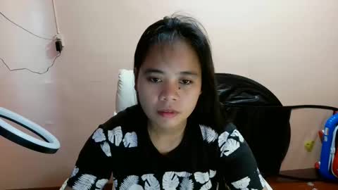 mae_lovers234xx online show from February 23, 4:11 am