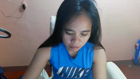 mae_lovers234xx online show from February 13, 3:14 pm