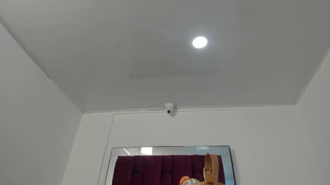 MAEE ANGELS online show from December 31, 6:13 pm