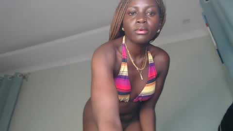 maelys_ta online show from June 13, 4:26 pm