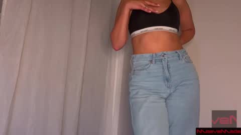 Meaves online show from November 25, 5:09 am