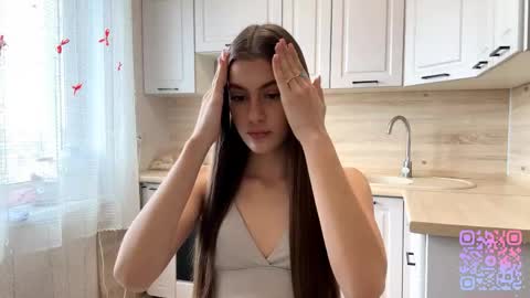 Sophie online show from April 17, 7:10 am