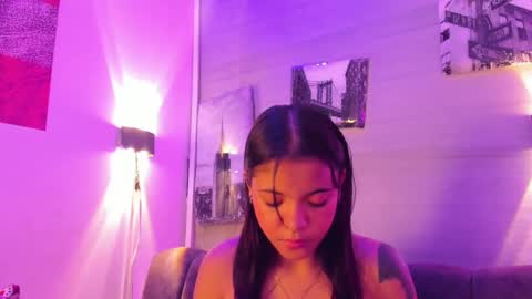 Maggie online show from October 8, 12:42 pm