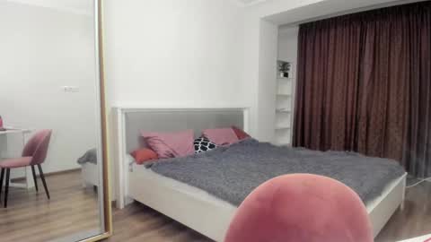 maggie_small online show from October 20, 11:08 pm