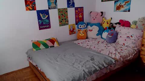 Magdalene Swaggy online show from October 1, 8:25 pm