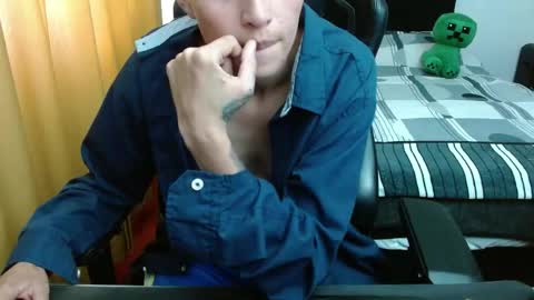 Jade online show from April 14, 4:18 pm